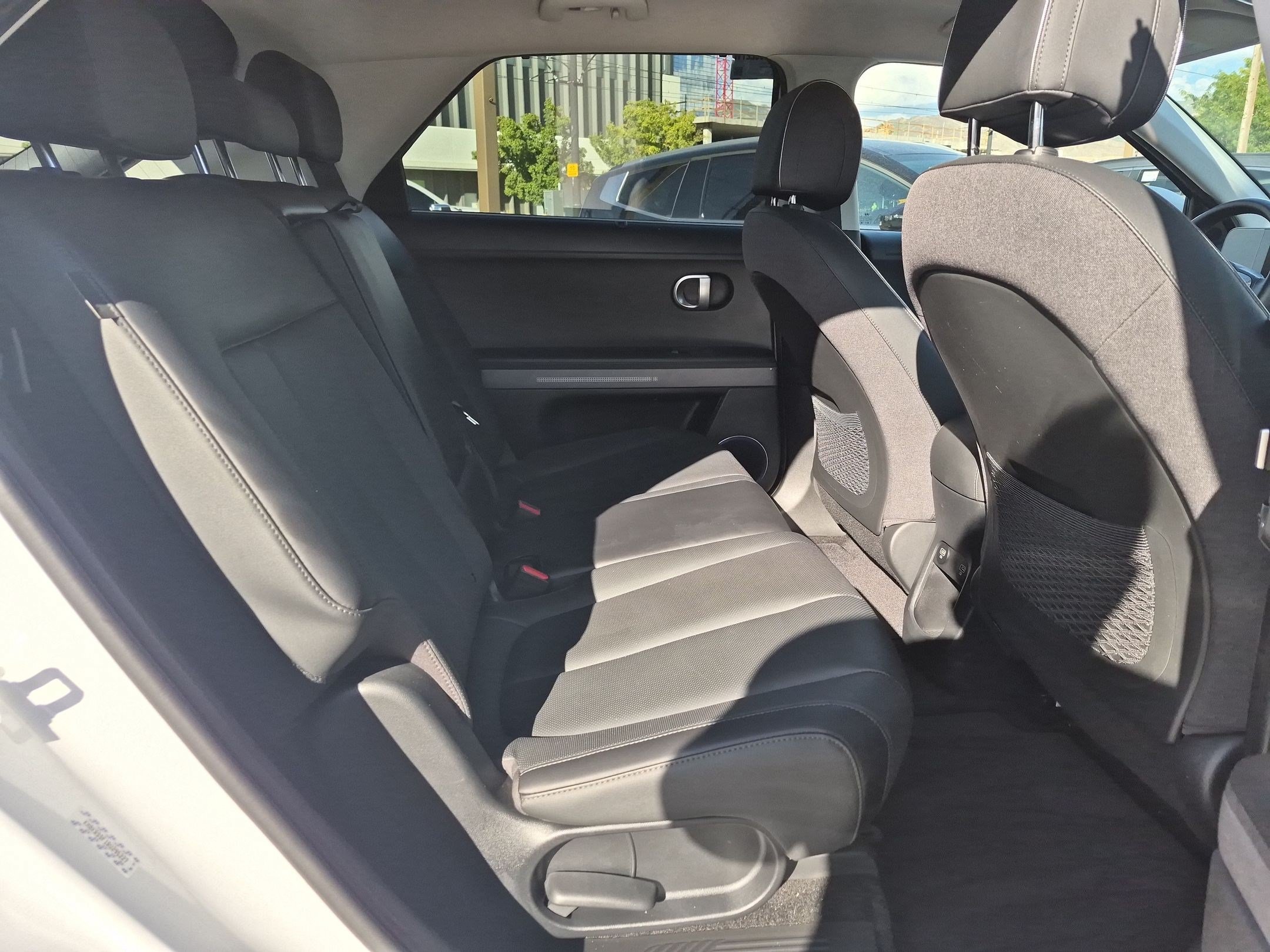 Used 2024 Atlas White Hyundai Limited image 29