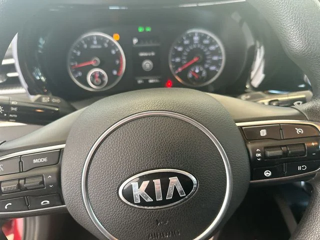 Used 2021 Red Kia LXS image 12