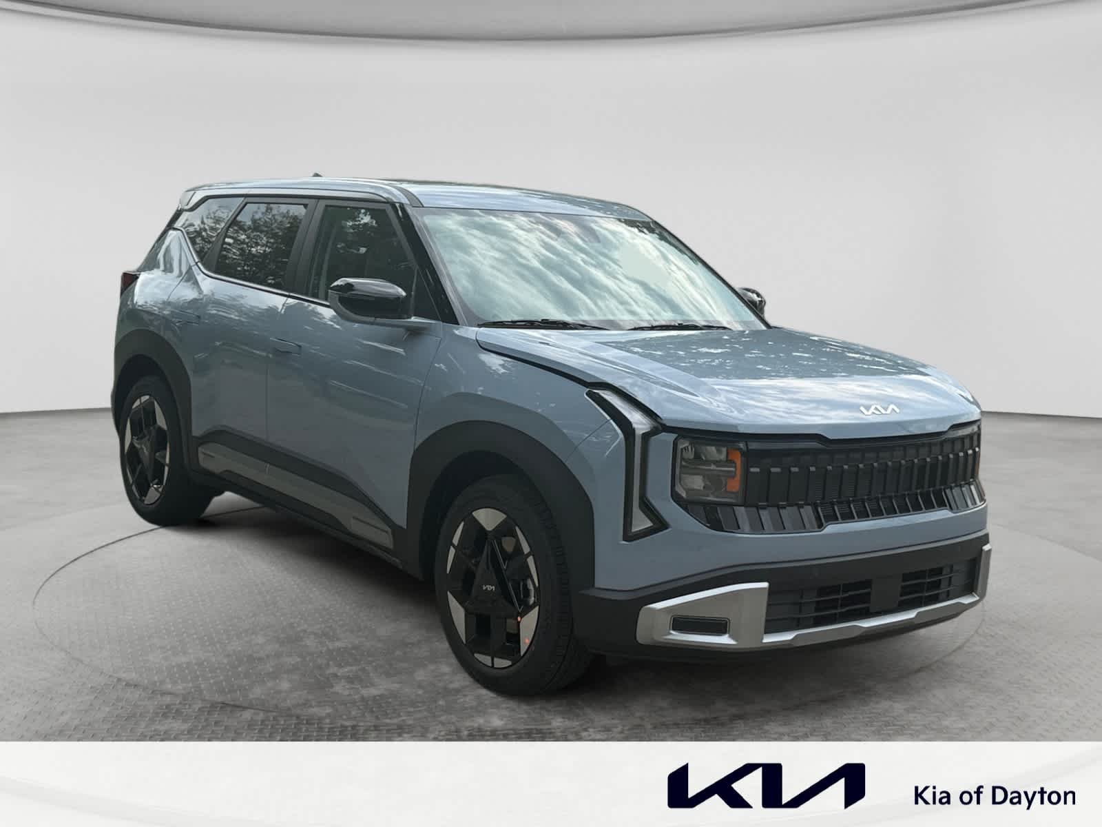 New 2027 PALE GRAY Kia S image 3
