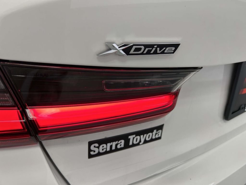 Used 2025 White BMW 330i xDrive image 11