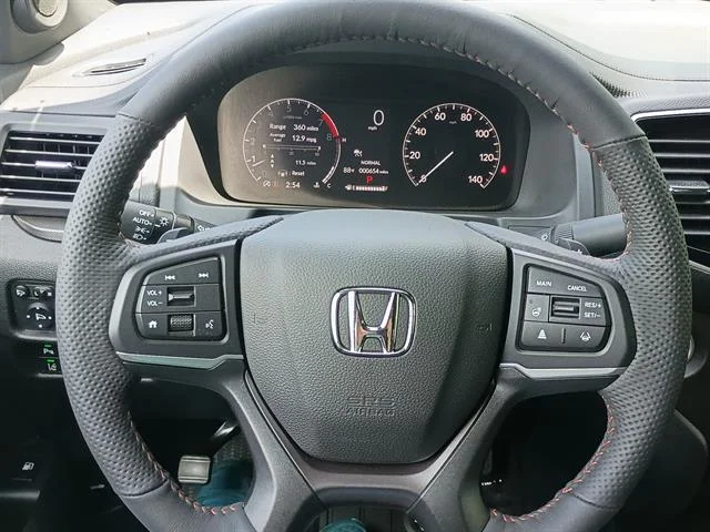 Certified Used 2026 Ash Green Metallic Honda TrailSport image 24