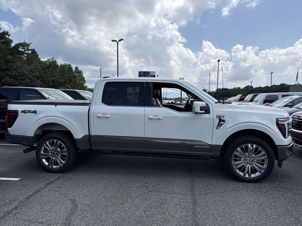 Used 2025 White Ford King Ranch image 8