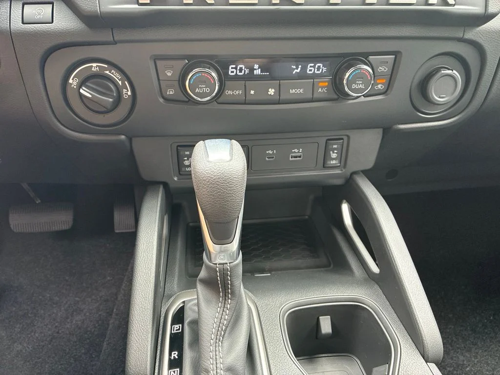 New 2026 Glacier White Nissan Crew Cab SV image 19
