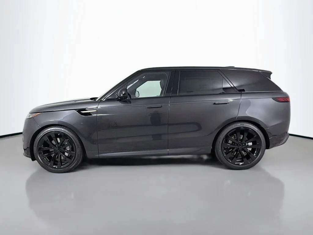 New 2026 Carpathian Grey Land Rover Dynamic SE image 8