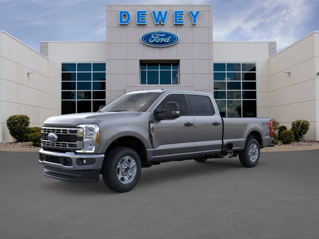 2026 Ford Super Duty F-350 SRW XLT
