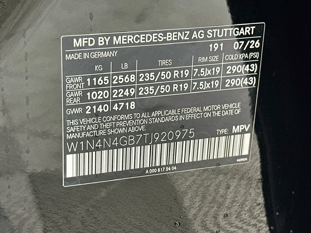 New 2026 Cosmos Black Metallic Mercedes-Benz GLA 250 image 33