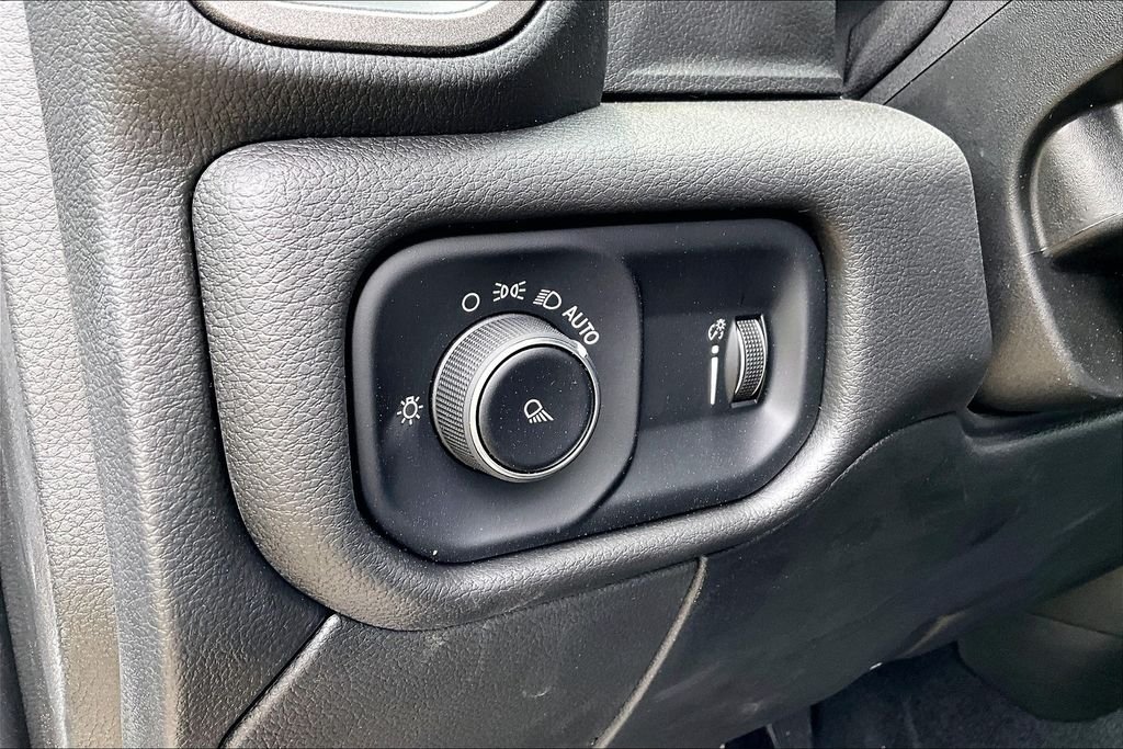 New 2024 Ram 3500 Tradesman 4D Crew Cab