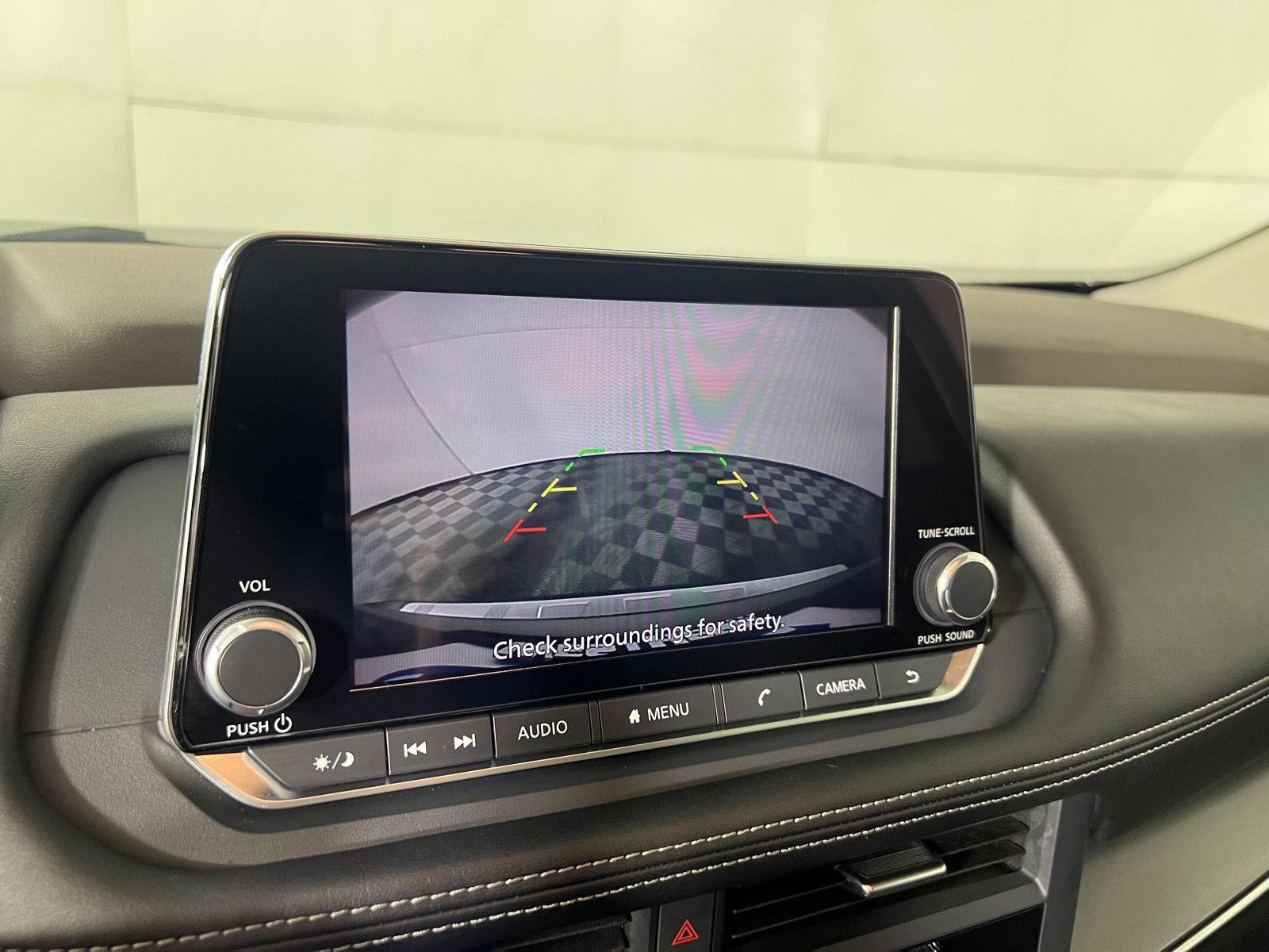 Used 2023 Gun Metallic Nissan SV image 18