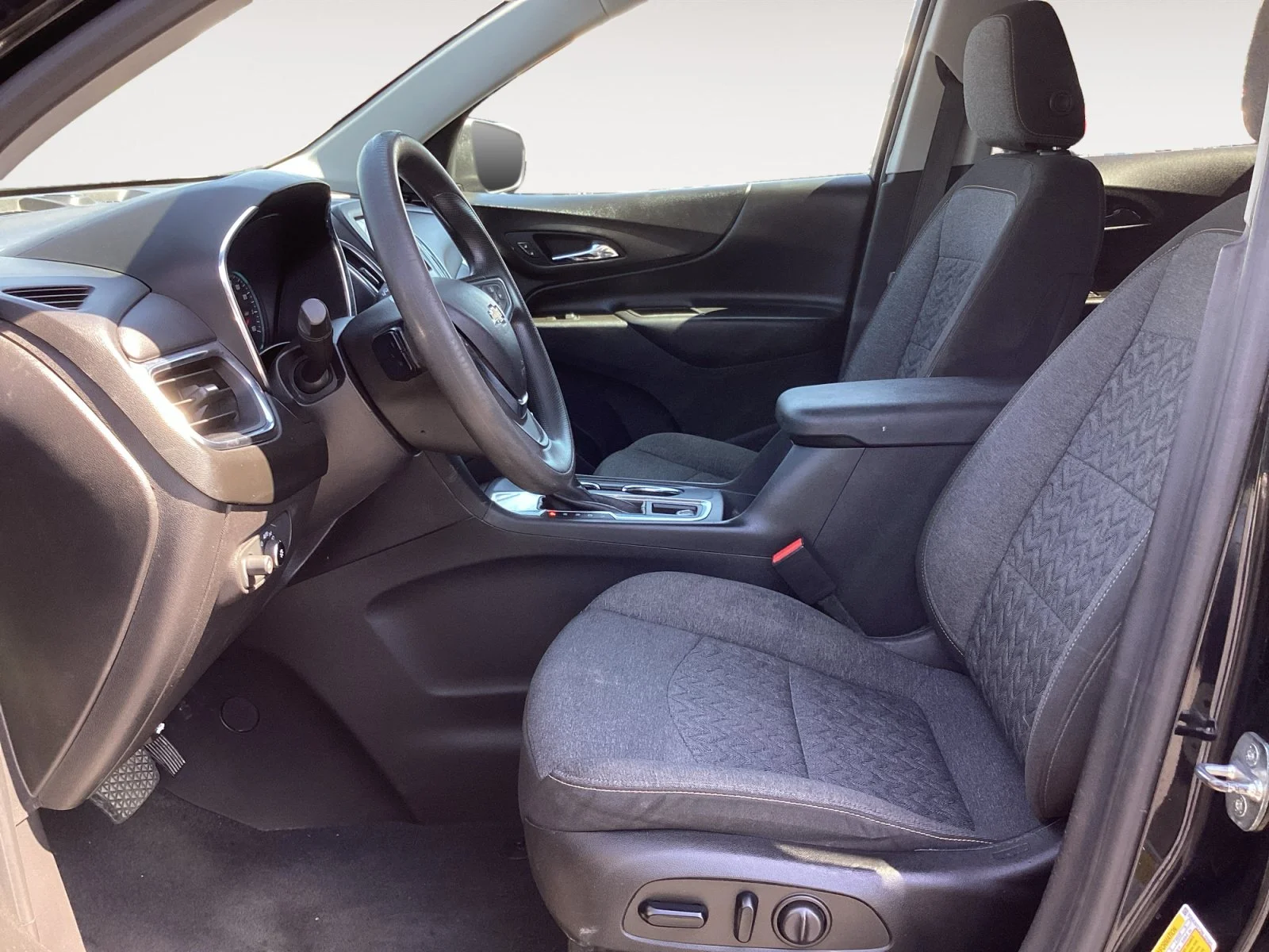 Certified Used 2022 Mosaic Black Metallic Chevrolet LT image 25