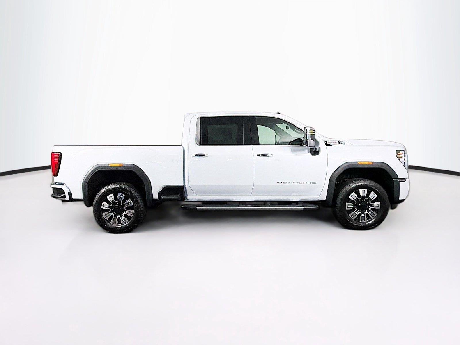 2026 GMC Sierra 2500HD Denali - Photo 12