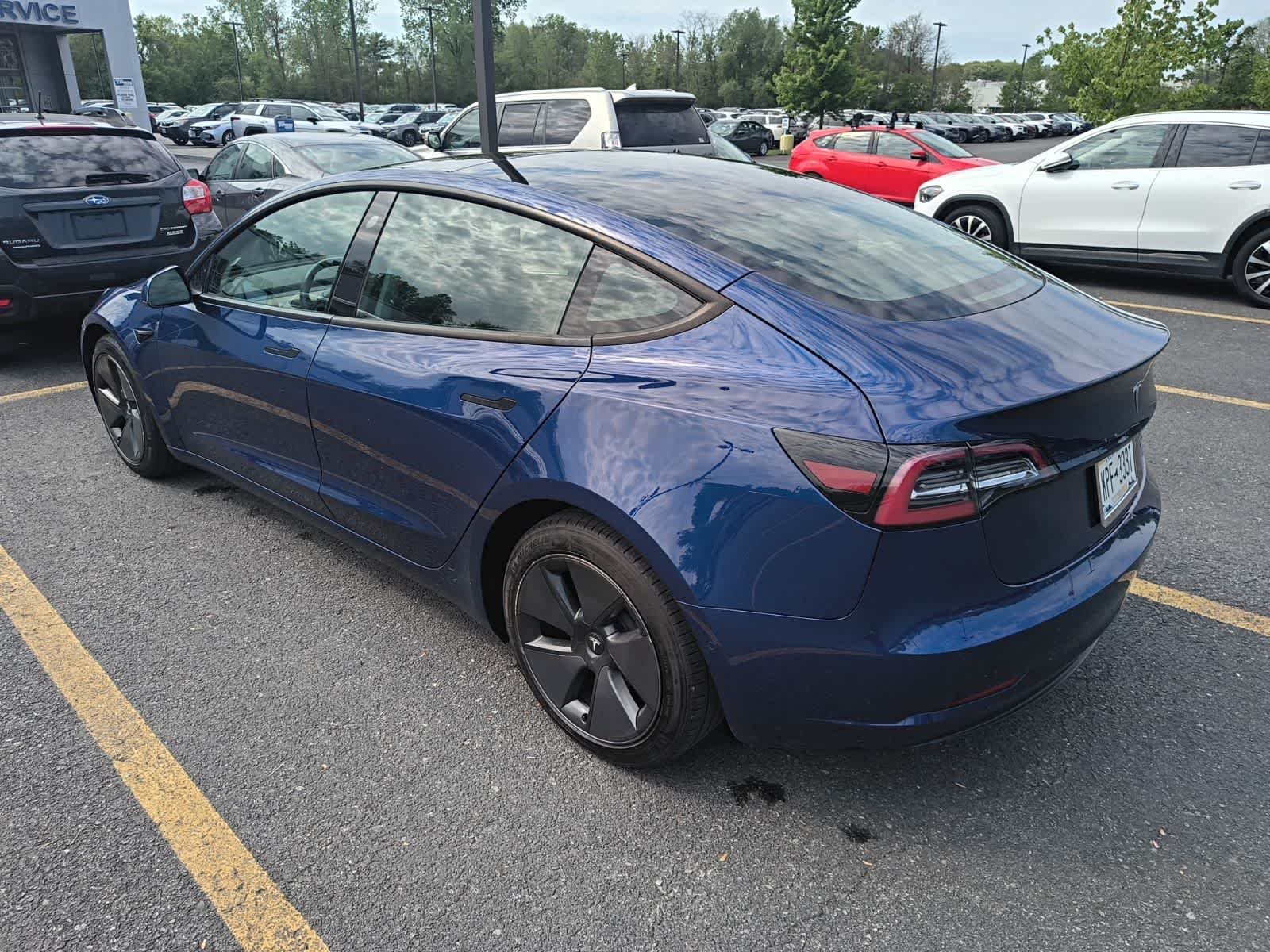 Used 2021  Tesla Long Range image 2