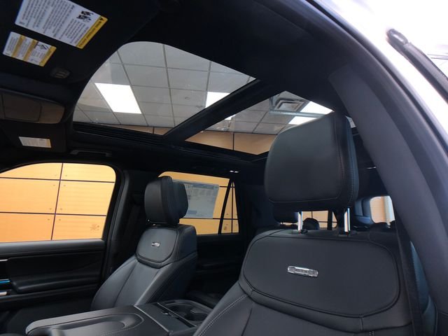 New 2026 Star White Metallic Tri-Coat Ford MAX Platinum® image 21