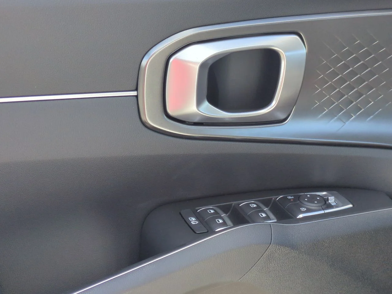 New 2026 Snow White Pearl Kia EX image 23