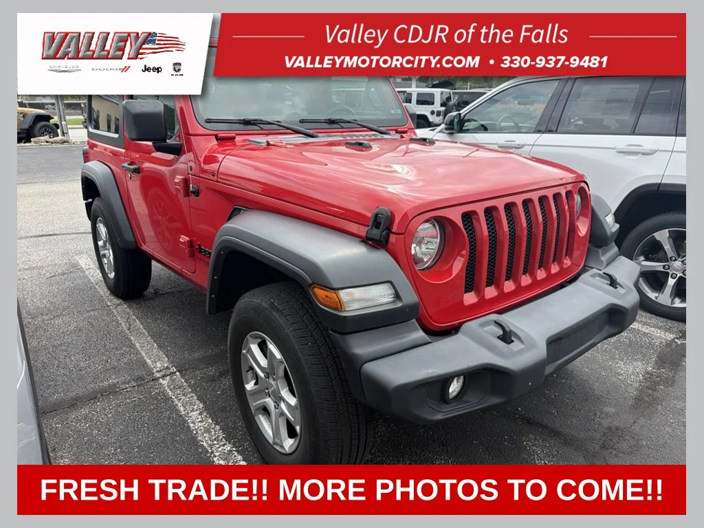 Used 2021 Red Jeep Sport S image 1