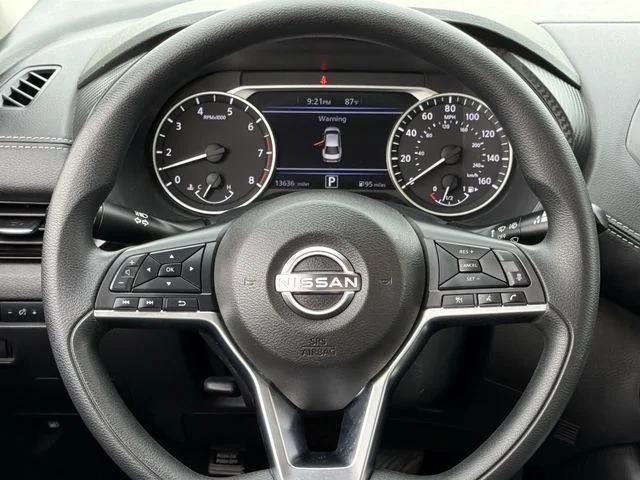 Used 2025 Gray Nissan SV image 9