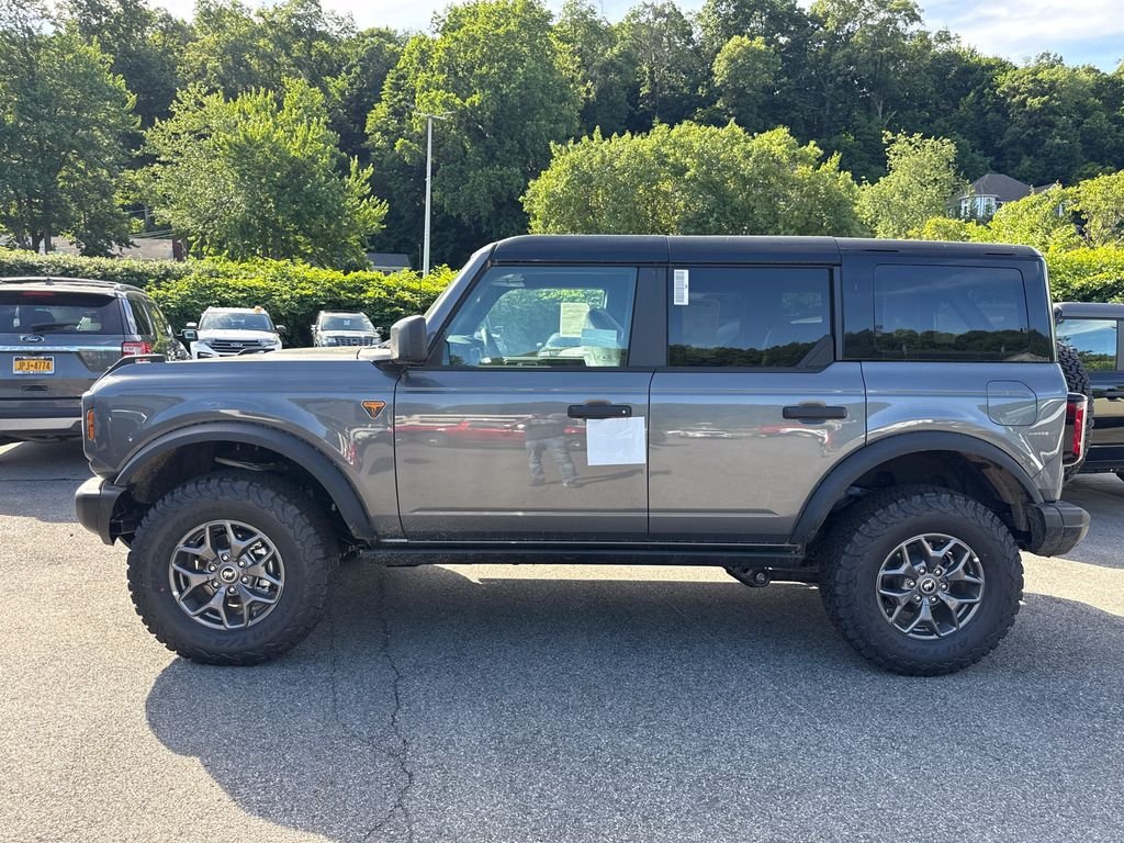 New 2025 Carbonized Gray Metallic Ford Badlands® image 7