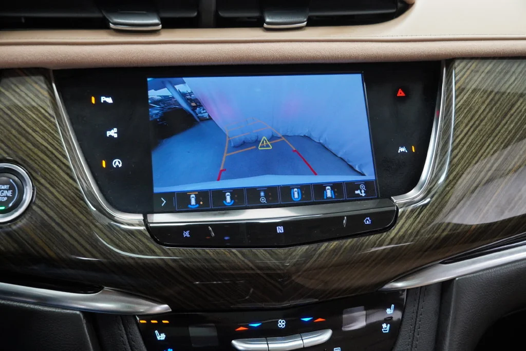 Used 2020 White Cadillac Premium Luxury image 30