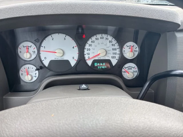 Used 2007 White Dodge SLT image 20