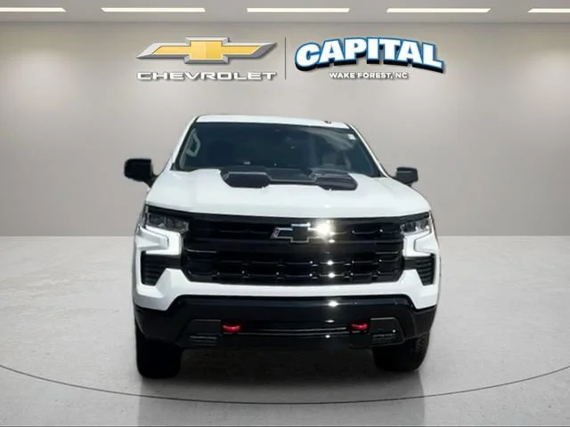 Used 2026 Summit White Chevrolet LT Trail Boss image 8