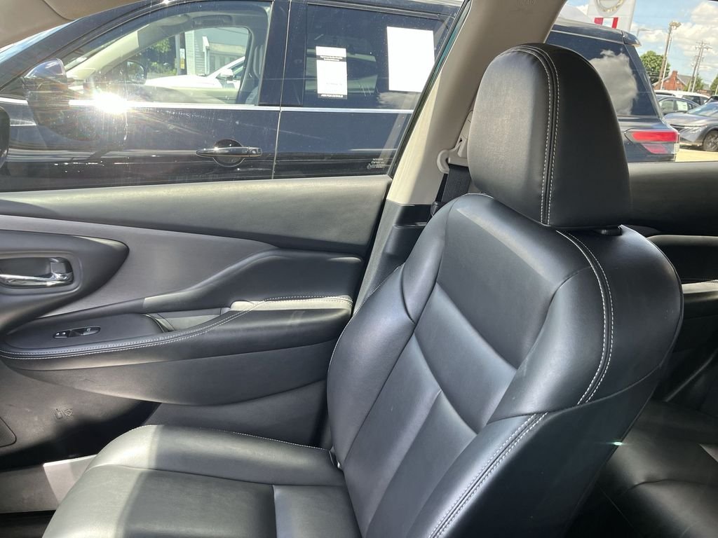 Used 2023 Black Nissan SV image 22