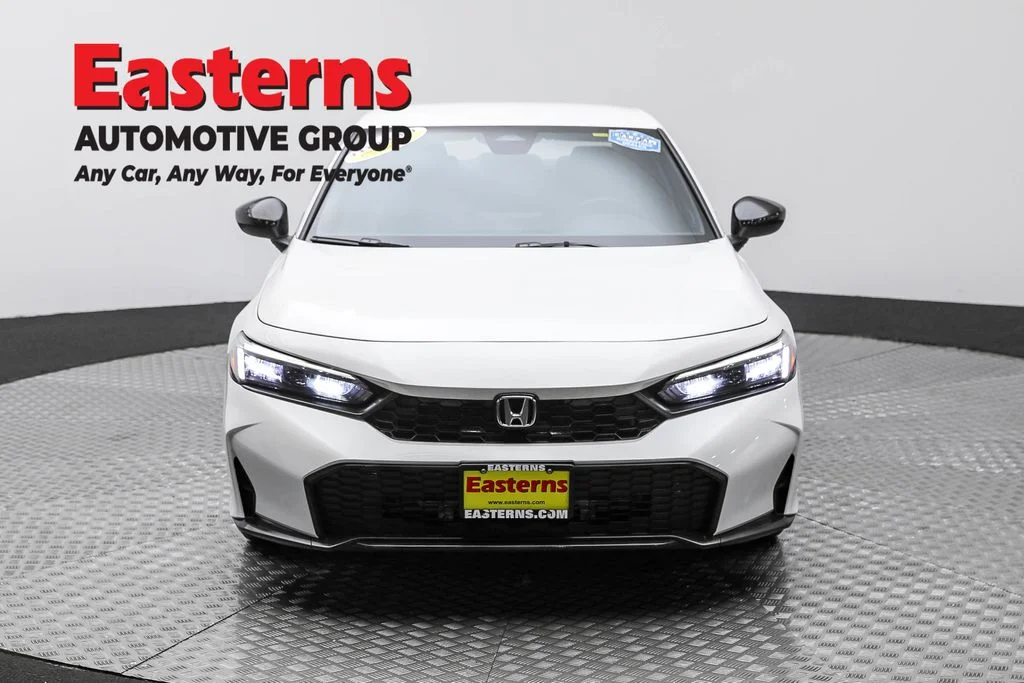 Used 2025 White Honda Sport image 2