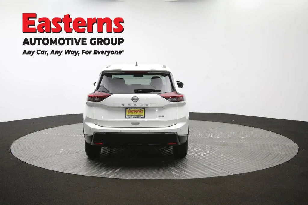 Used 2024 White Nissan S image 40
