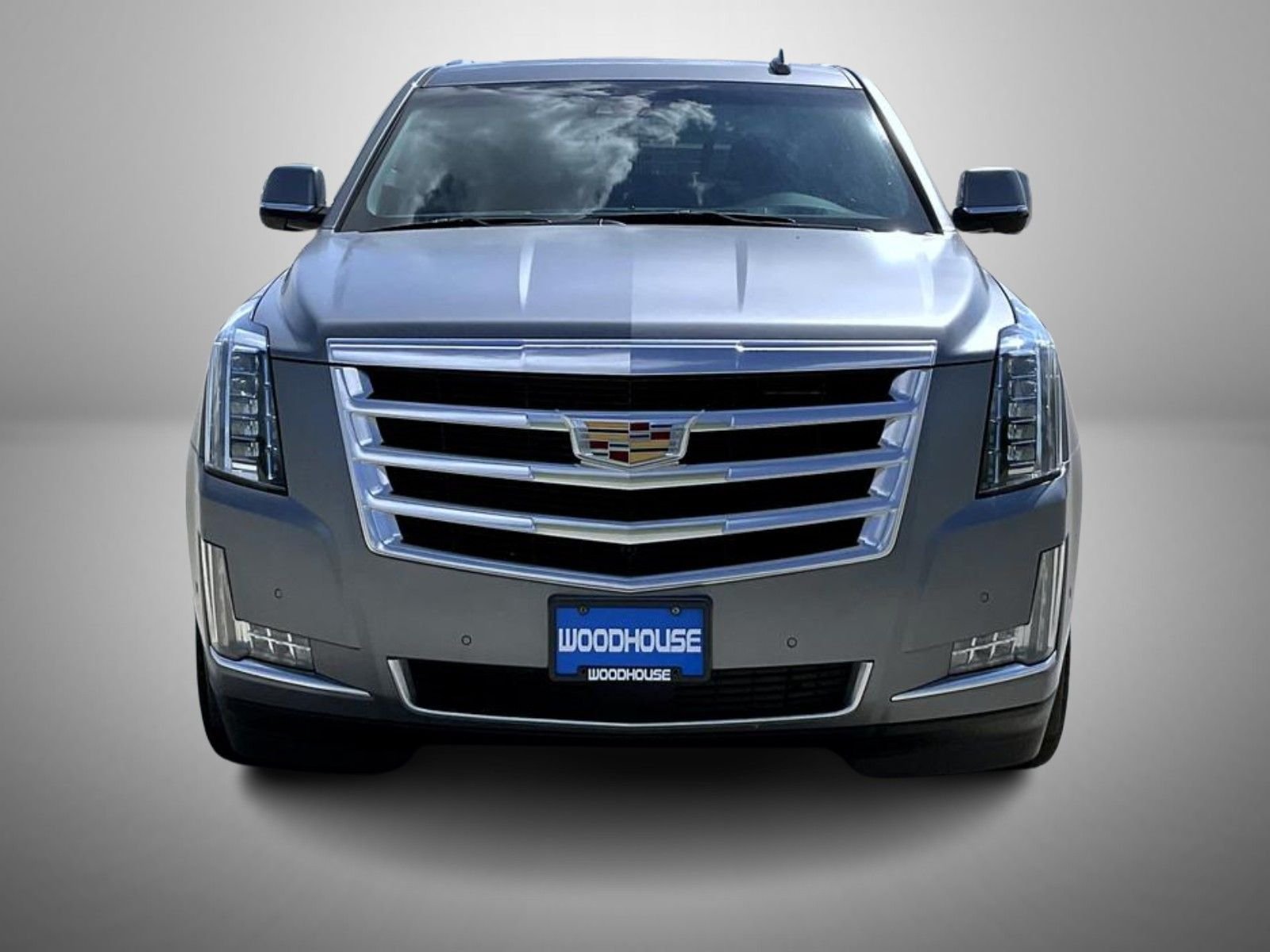 Used 2019 Gray Cadillac Premium Luxury image 2
