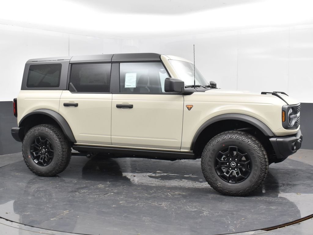 New 2026 Desert Sand Ford Badlands® image 9