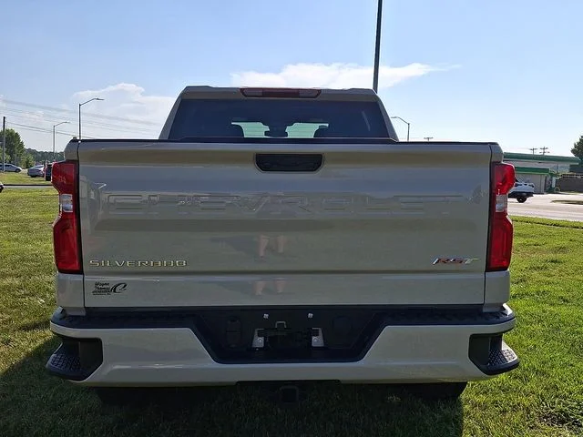New 2026 White Chevrolet RST image 5