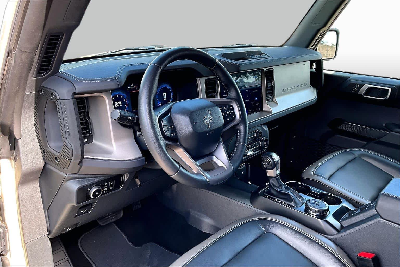 Used 2025 Desert Sand Ford Outer Banks image 24