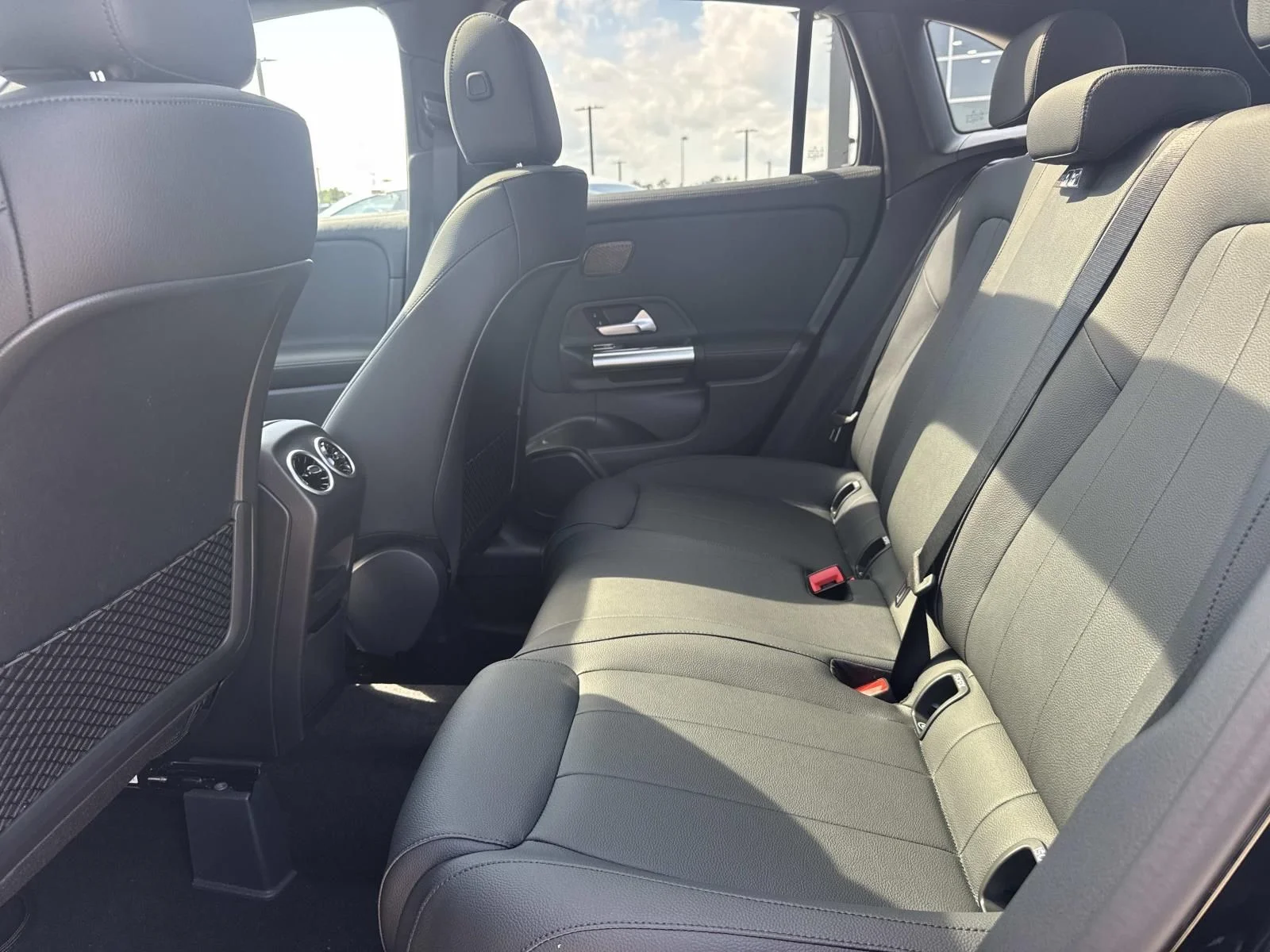 New 2026 Black Mercedes-Benz GLA 250 image 9