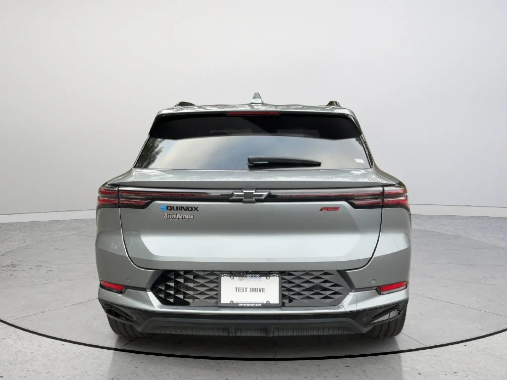 2024 Chevrolet Equinox EV Launch Edition - Photo 7