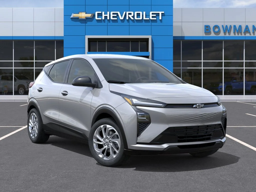 2027 Chevrolet Bolt LT - Photo 7