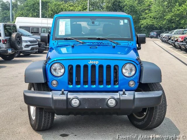 Used 2016 Blue Jeep Unlimited Sport image 4