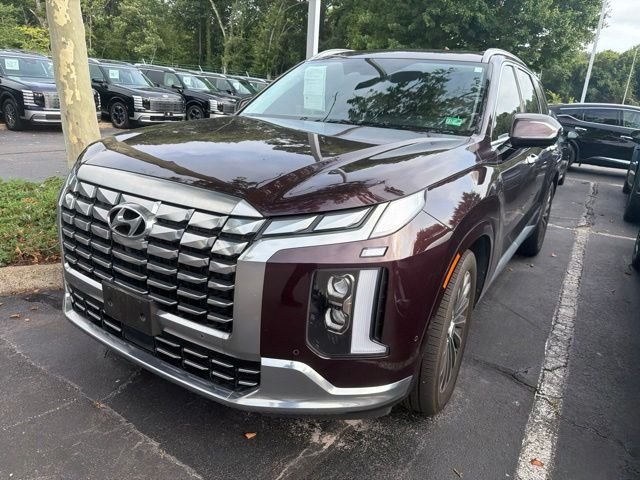 Used 2024 Sierra Burgundy Hyundai Calligraphy image 5
