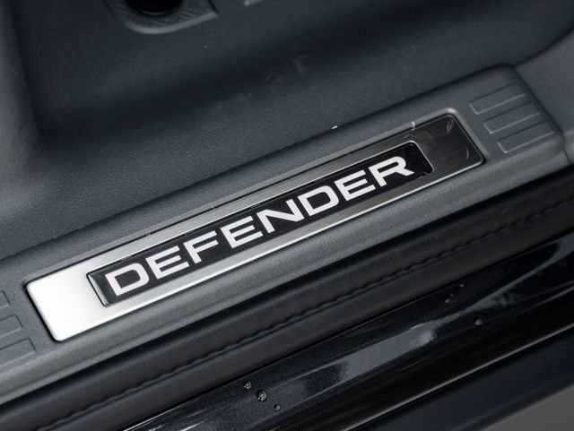 New 2026 Carpathian Grey Land Rover X image 38