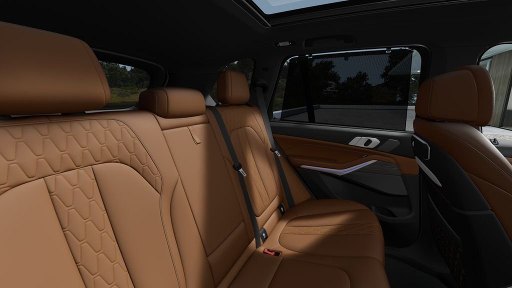 New 2026 Dravit Grey Metallic BMW xDrive50e image 36