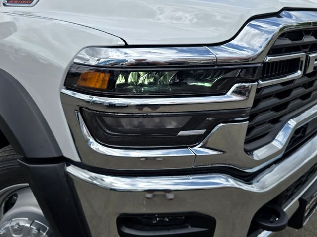 New 2026 Bright White Clearcoat RAM Tradesman image 23