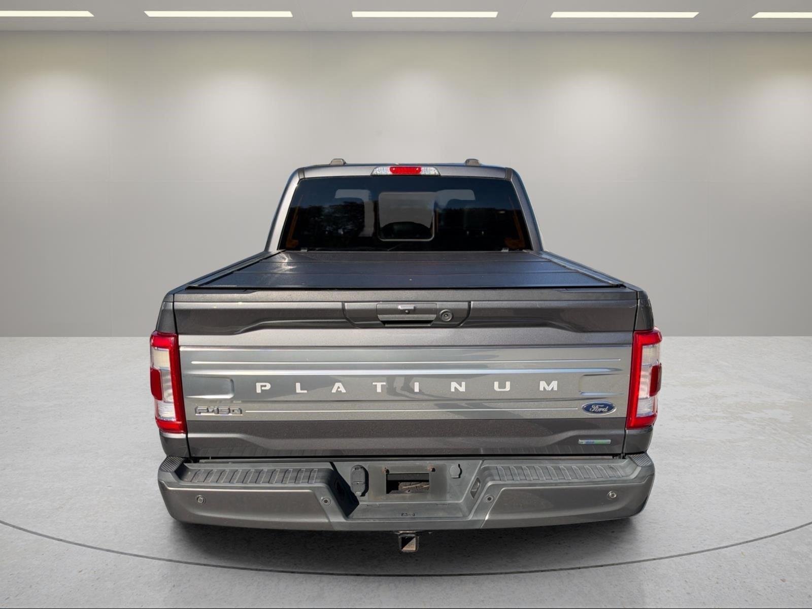 Used 2021 Carbonized Gray Metallic Ford Platinum image 4