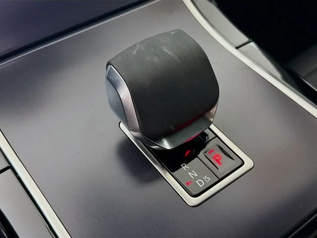 Certified Used 2026 Black Land Rover Dynamic SE image 19
