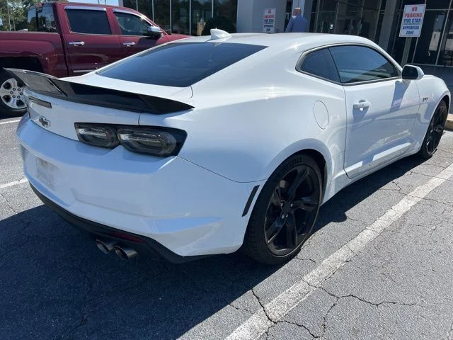 Used 2022 White Chevrolet LT1 image 5