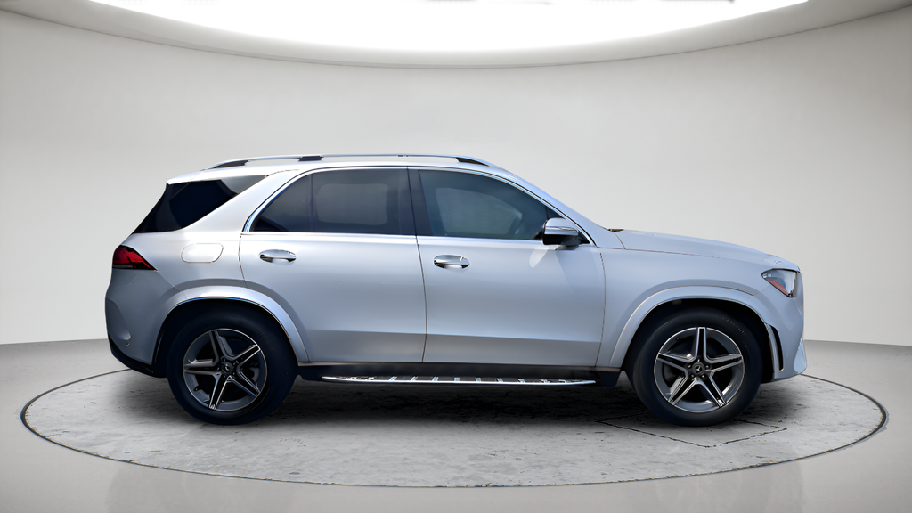 Used 2021  Mercedes-Benz GLE 350 image 2