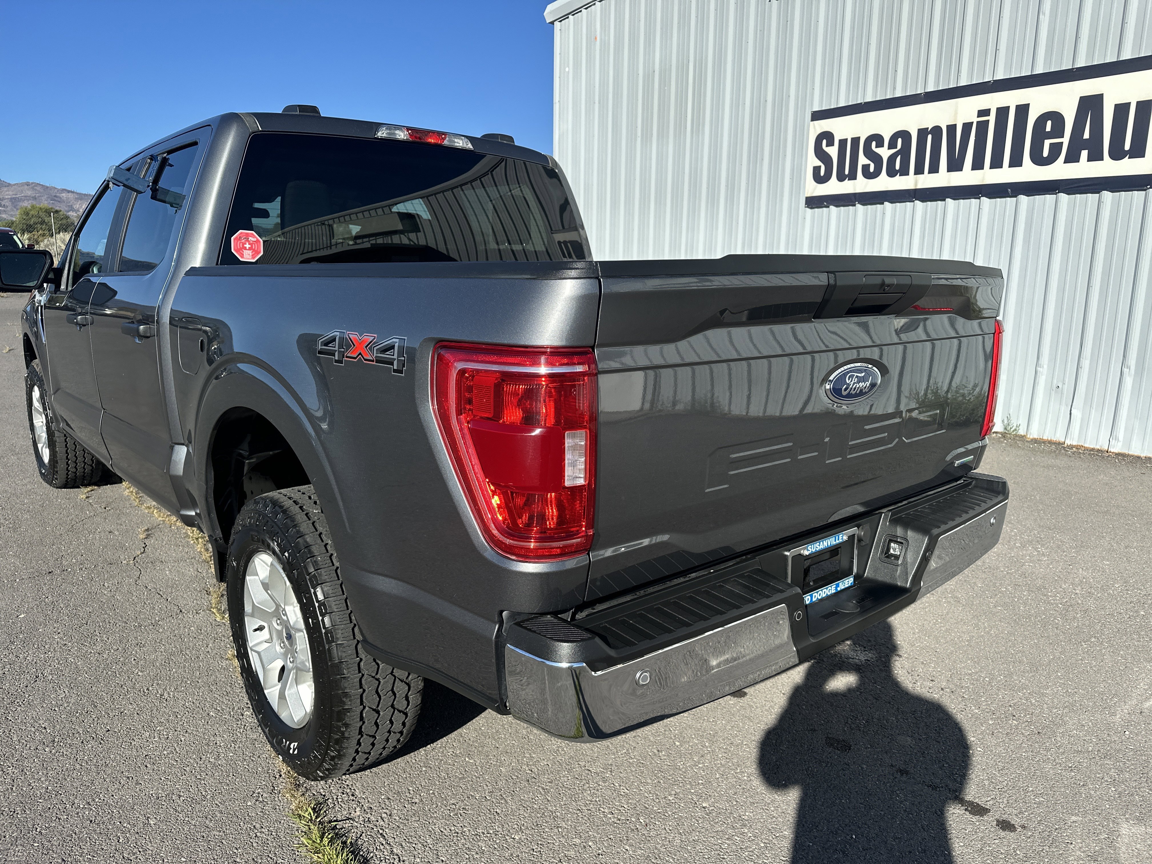 Used 2023 CARBONIZED GRAY Ford  image 3