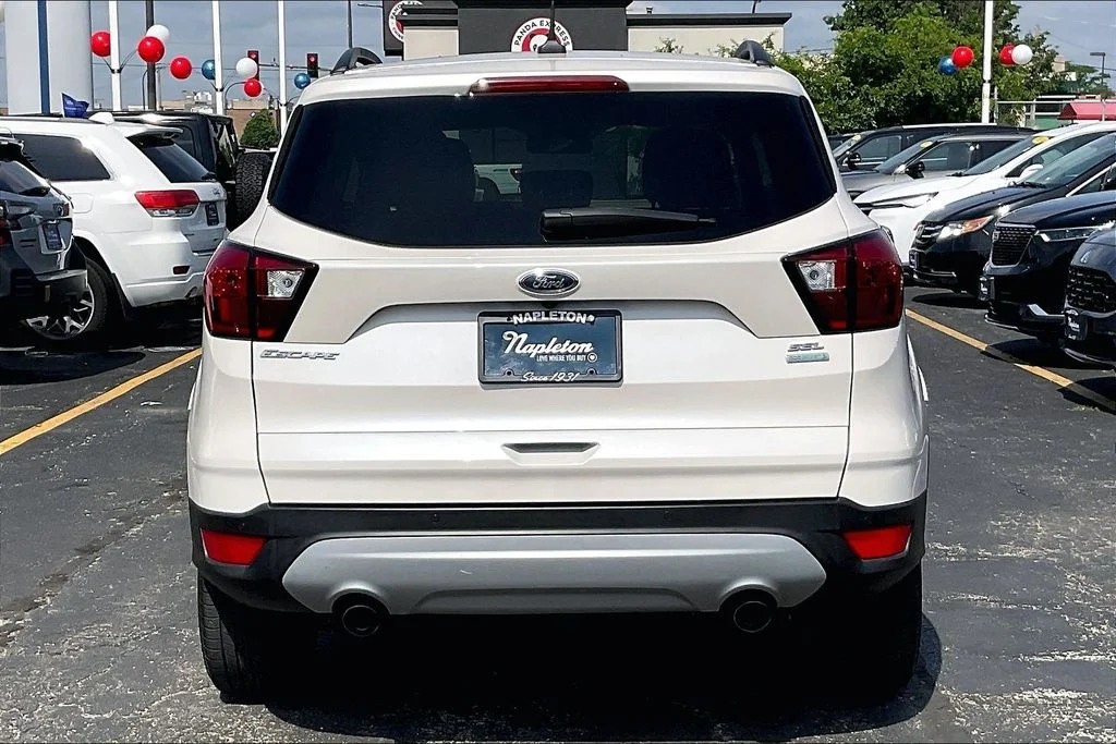 Certified Used 2019 White Platinum Clearcoat Metallic Ford SEL image 3