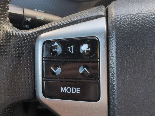 Used 2013 2013 TOYOTA TACOMA PRERUNNER Toyota PreRunner image 21