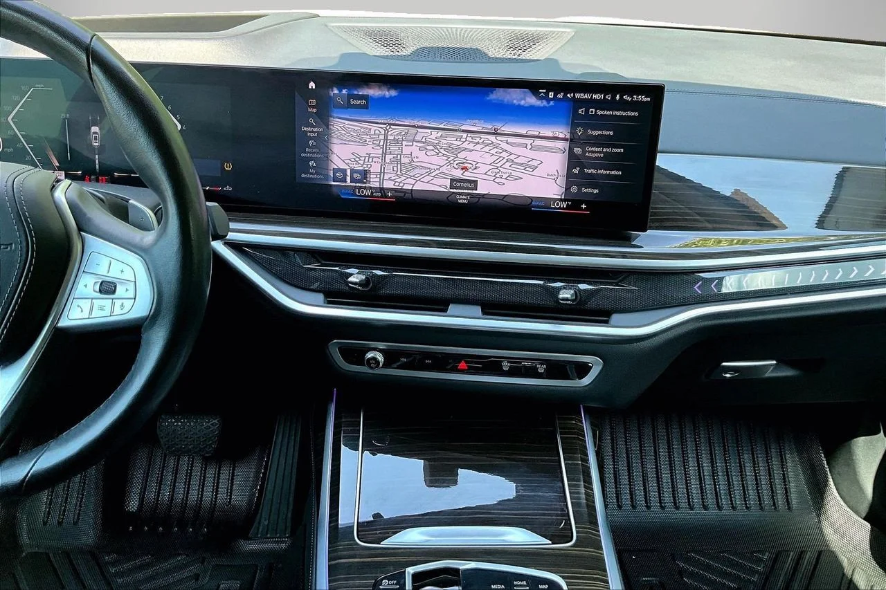 Certified Used 2023 White BMW xDrive40i image 11