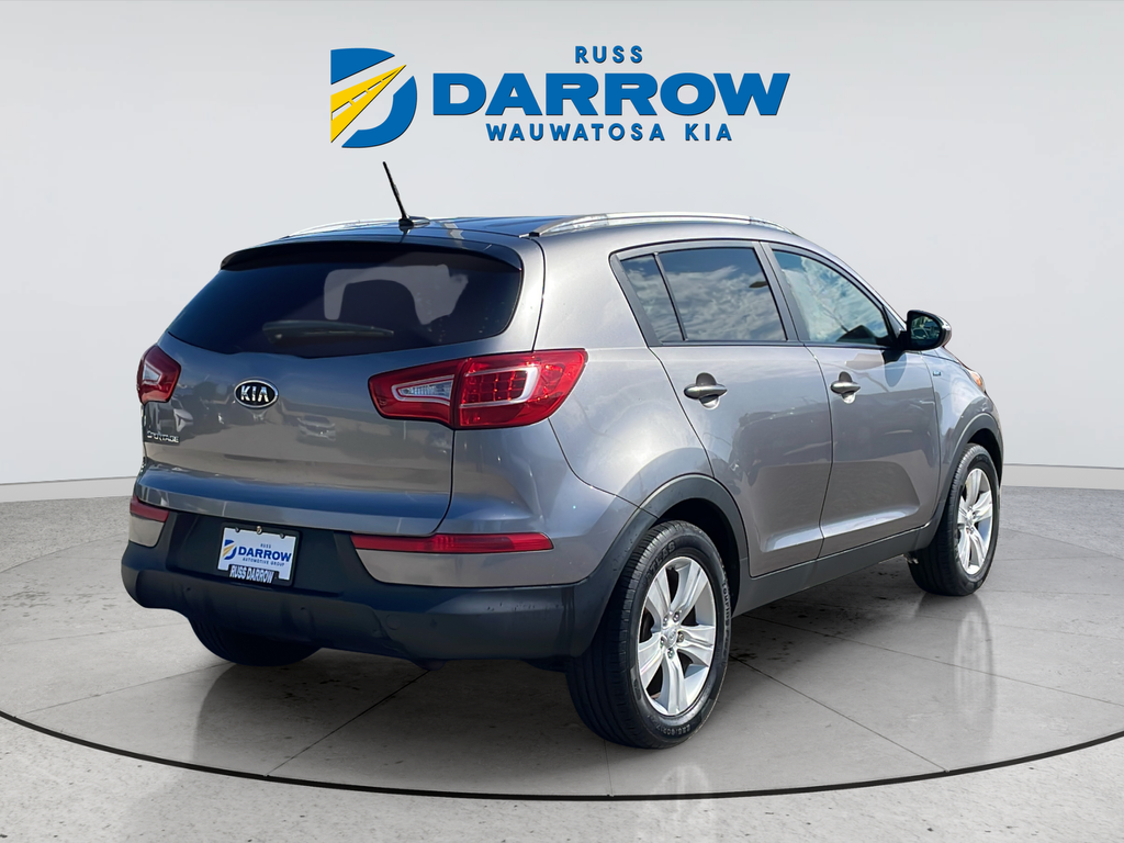 Used 2011 Silver Kia LX image 5