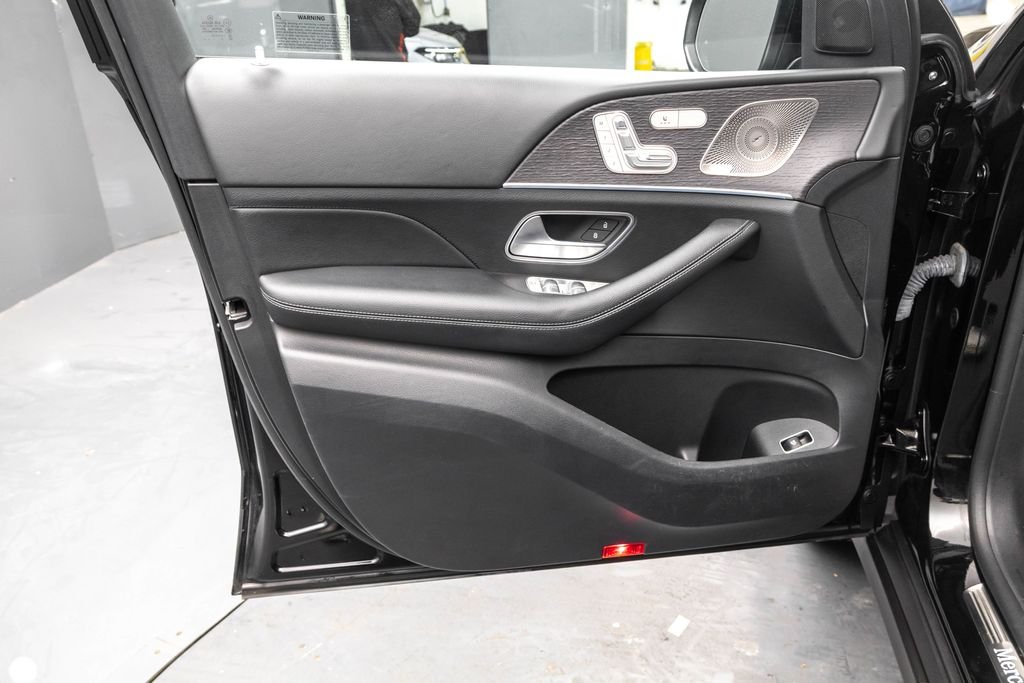 Used 2022 Black Mercedes-Benz GLE 350 image 23