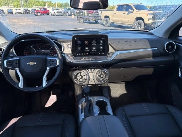 Used 2024 Black Chevrolet 3LT image 30