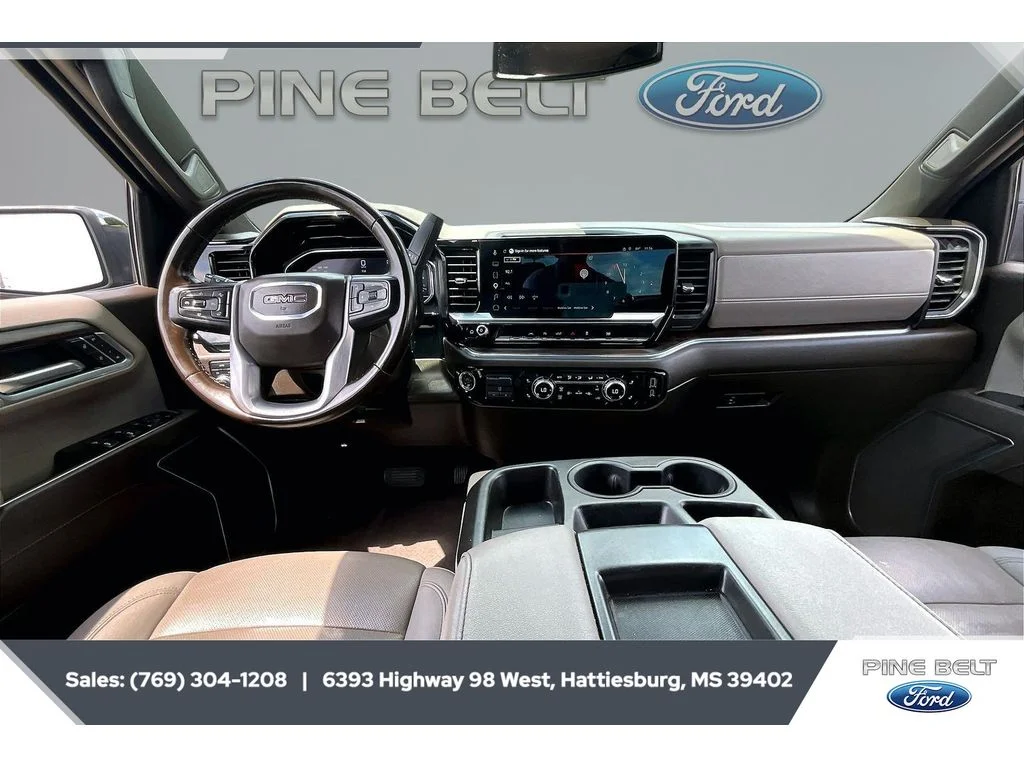 Used 2025 Onyx Black GMC SLT image 13